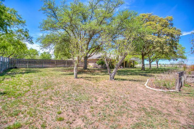 102 Decoty Drive, San Angelo, TX 76905