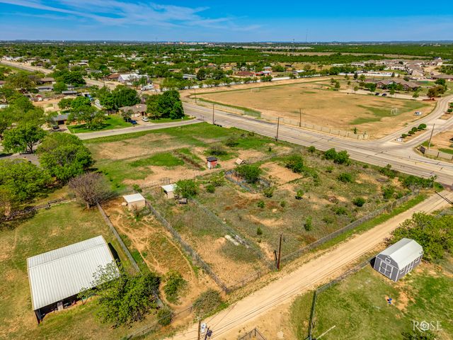 102 Decoty Drive, San Angelo, TX 76905