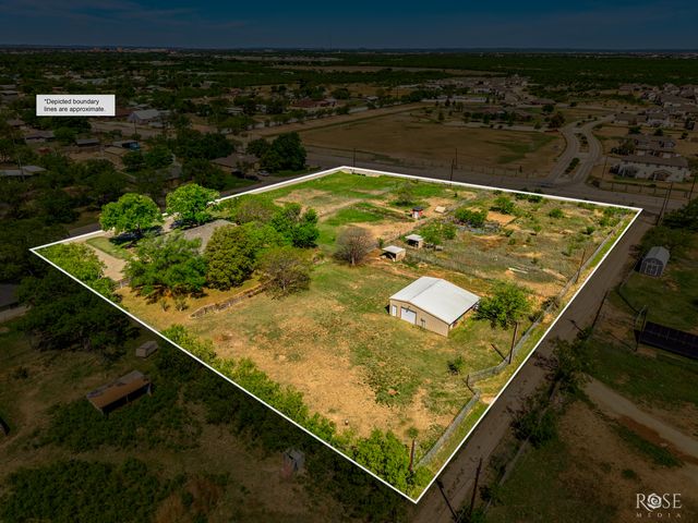 102 Decoty Drive, San Angelo, TX 76905
