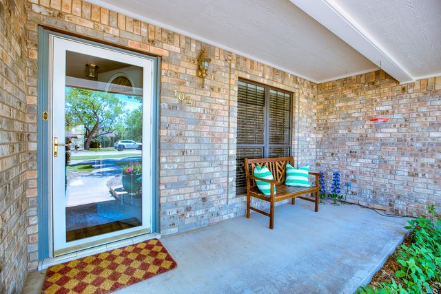 102 Decoty Drive, San Angelo, TX 76905