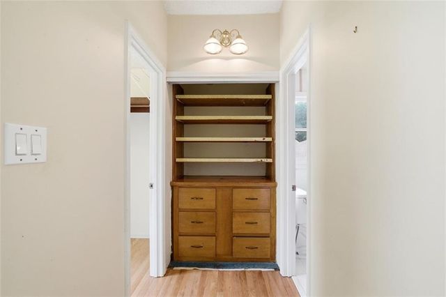 953 Hidden Hollow Drive, Marietta, GA 30068