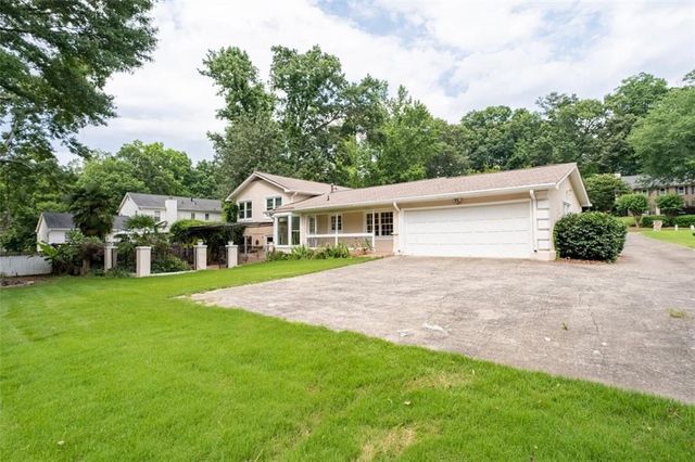 953 Hidden Hollow Drive, Marietta, GA 30068