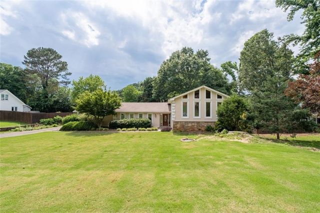 953 Hidden Hollow Drive, Marietta, GA 30068
