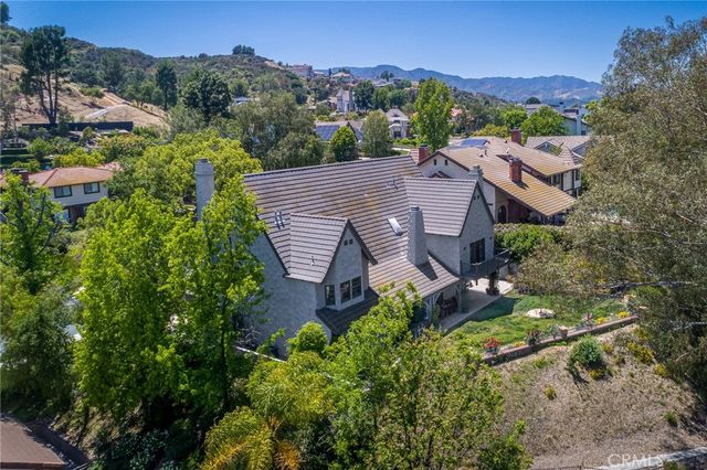 24537 Peachland Avenue, Newhall, CA 91321