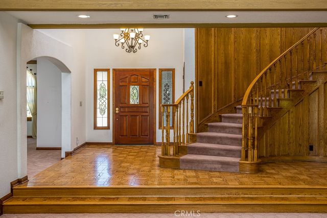 24537 Peachland Avenue, Newhall, CA 91321