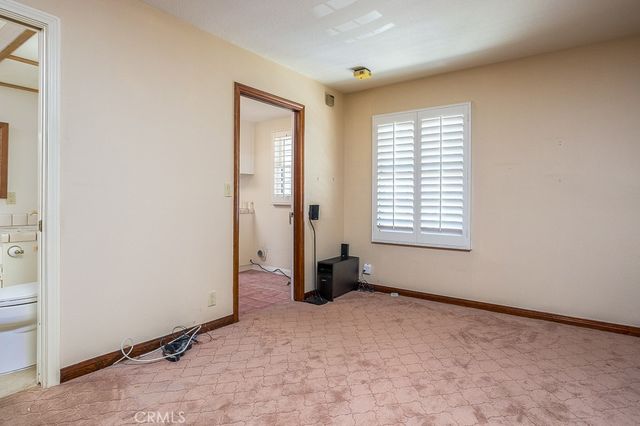 24537 Peachland Avenue, Newhall, CA 91321