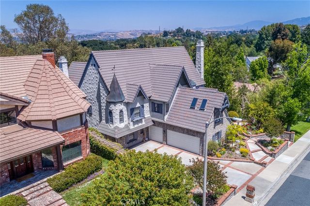 24537 Peachland Avenue, Newhall, CA 91321