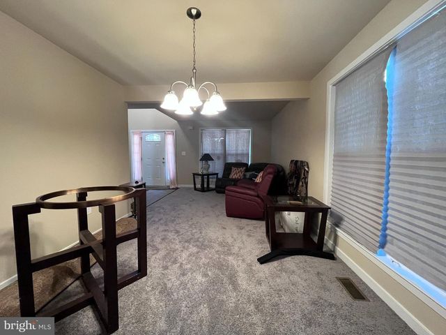 418 SHOREWOOD DR, Colonial Beach, VA 22443
