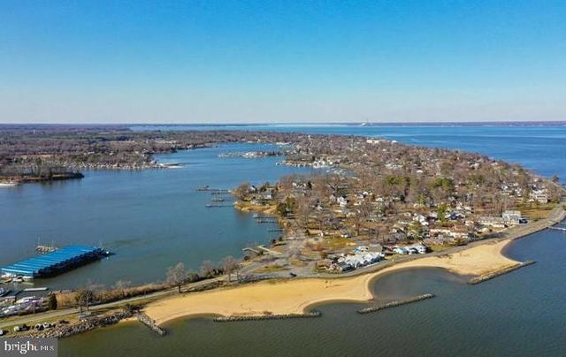 418 SHOREWOOD DR, Colonial Beach, VA 22443
