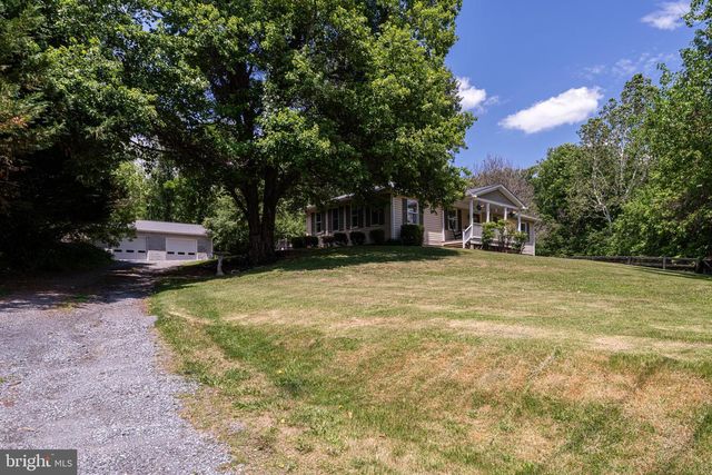 35094 SCOTLAND HEIGHTS RD, Round Hill, VA 20141