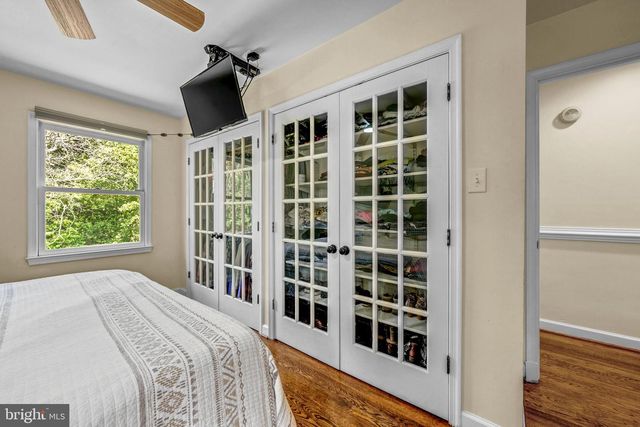 35094 SCOTLAND HEIGHTS RD, Round Hill, VA 20141