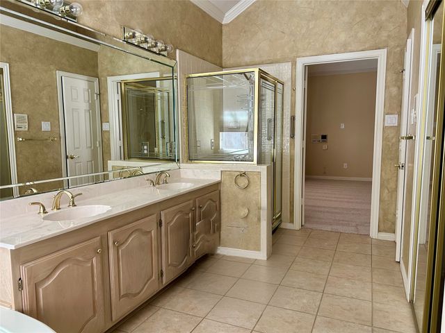 3789 Lakeway Court, Addison, TX 75001