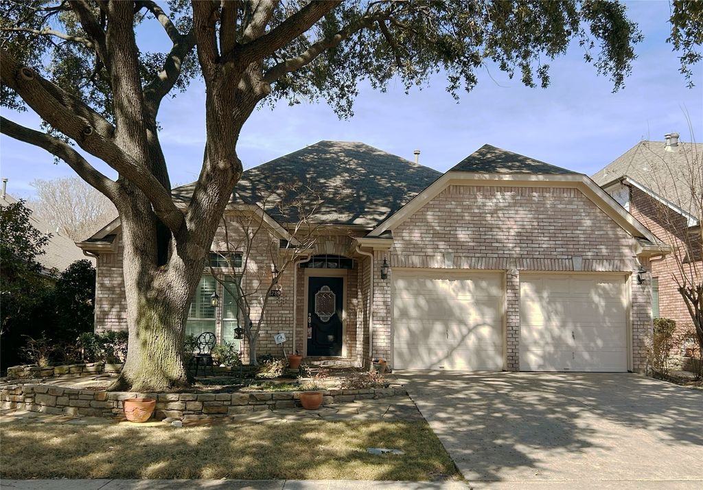 3789 Lakeway Court, Addison, TX 75001