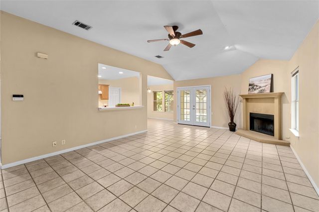 220 Bailey LOOP, Kyle, TX 78640