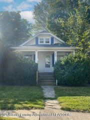 1830 Fletcher Street, Lansing, MI 48910