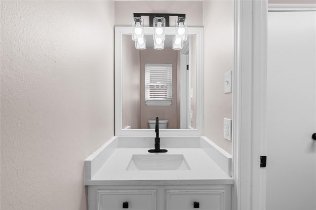 1006 Glouchester Lane, Houston, TX 77073