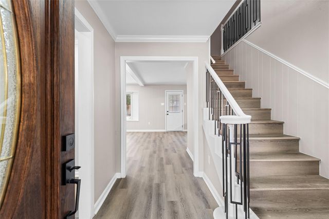 1006 Glouchester Lane, Houston, TX 77073