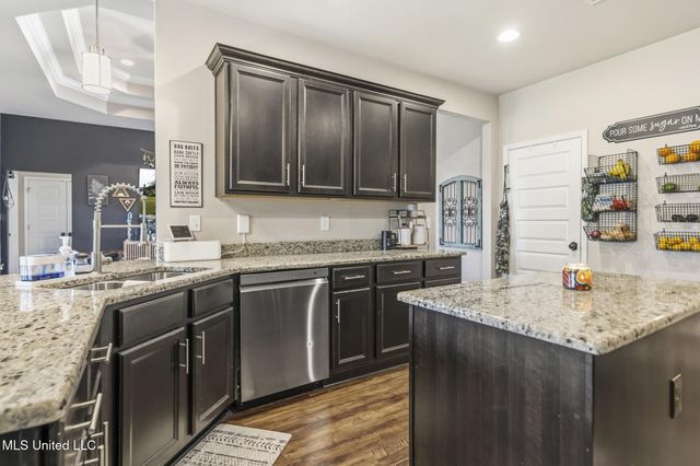 9553 Woodrow Place, Biloxi, MS 39532