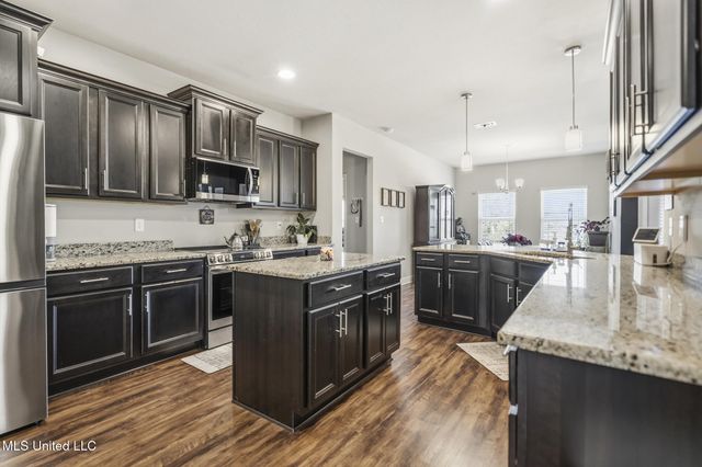 9553 Woodrow Place, Biloxi, MS 39532