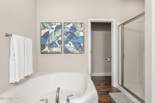 9553 Woodrow Place, Biloxi, MS 39532