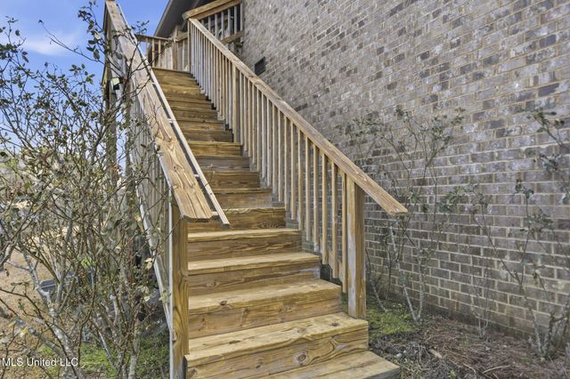 9553 Woodrow Place, Biloxi, MS 39532