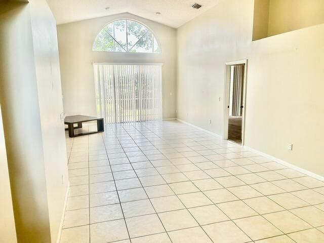 13507 Carrick Green Court, Delray Beach, FL 33446