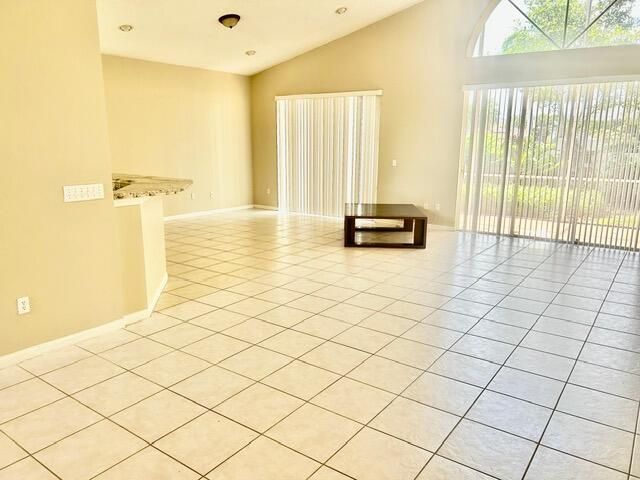 13507 Carrick Green Court, Delray Beach, FL 33446