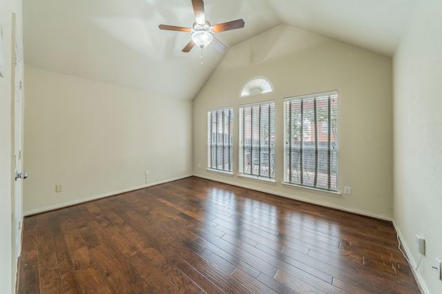 2020 Canterbury Drive, Bedford, TX 76021