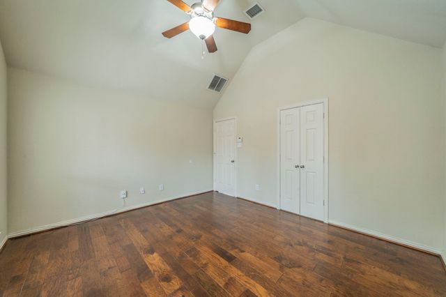 2020 Canterbury Drive, Bedford, TX 76021