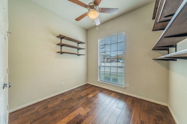 2020 Canterbury Drive, Bedford, TX 76021