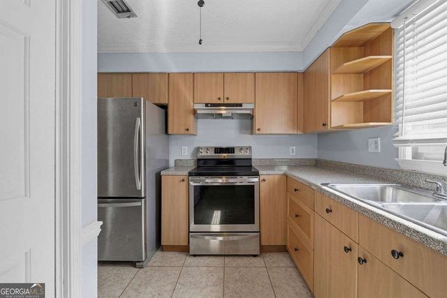 168 Walter Way, Stone Mountain, GA 30083