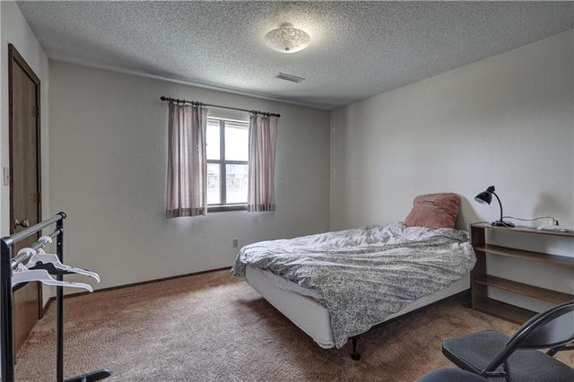 2301 S Stilwell Street, Pittsburg, KS 66762