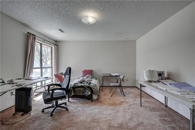 2301 S Stilwell Street, Pittsburg, KS 66762