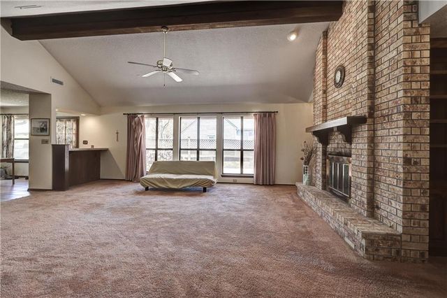 2301 S Stilwell Street, Pittsburg, KS 66762