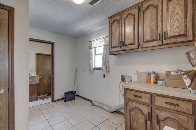 2301 S Stilwell Street, Pittsburg, KS 66762