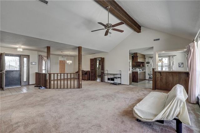 2301 S Stilwell Street, Pittsburg, KS 66762