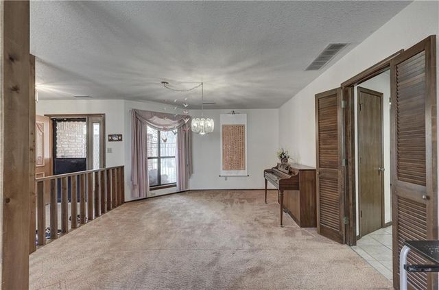 2301 S Stilwell Street, Pittsburg, KS 66762