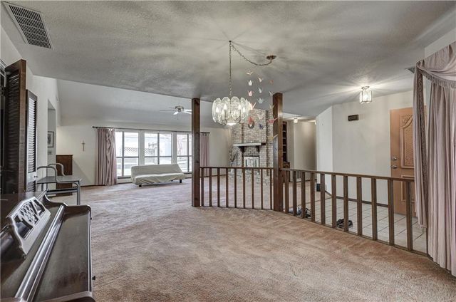 2301 S Stilwell Street, Pittsburg, KS 66762