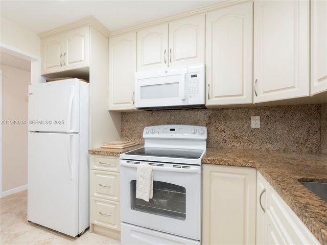 3725 S Ocean Dr 1606, Hollywood, FL 33019