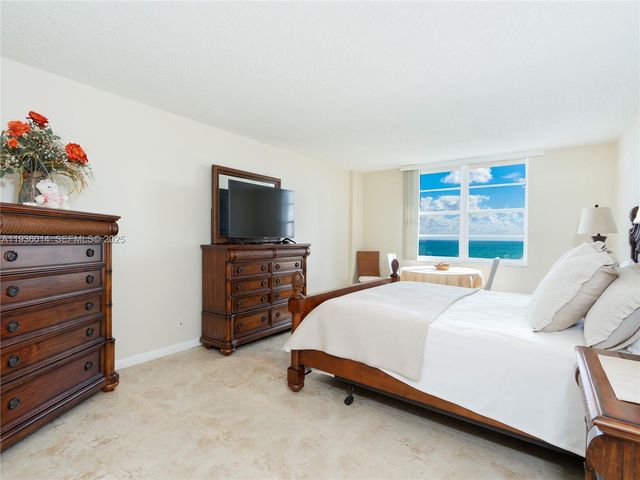 3725 S Ocean Dr 1606, Hollywood, FL 33019