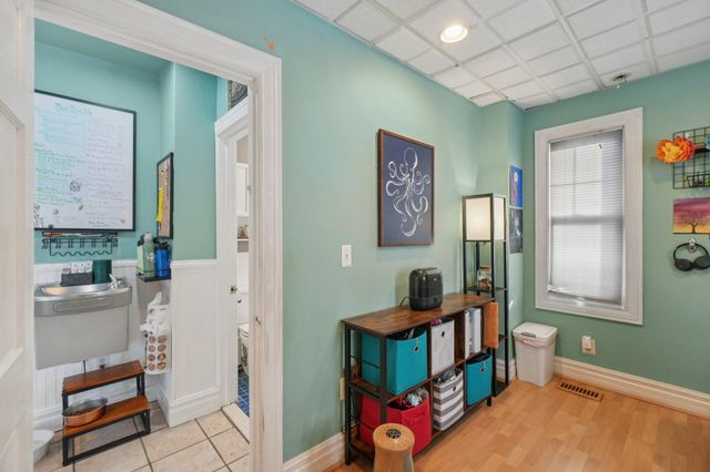 7 Oakwood Street, Ypsilanti City, MI 48197