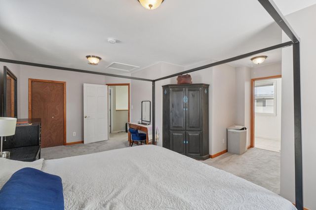 7 Oakwood Street, Ypsilanti City, MI 48197