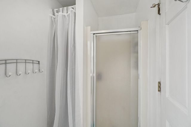 7 Oakwood Street, Ypsilanti City, MI 48197