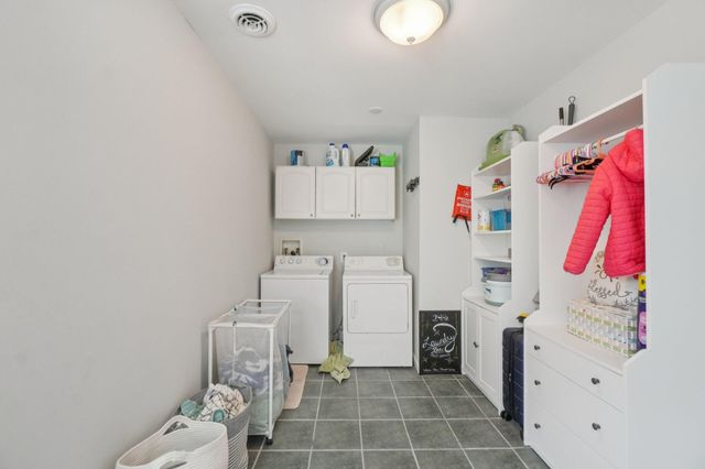 7 Oakwood Street, Ypsilanti City, MI 48197