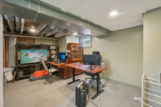 7 Oakwood Street, Ypsilanti City, MI 48197