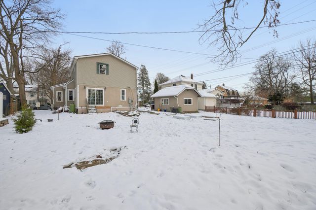 7 Oakwood Street, Ypsilanti City, MI 48197