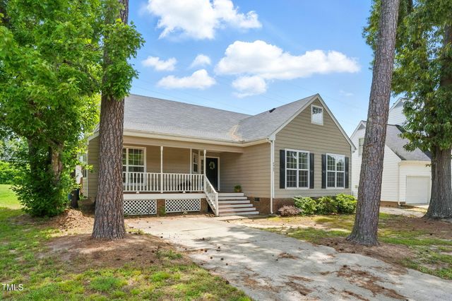 4905 Knightsbridge Way, Raleigh, NC 27604