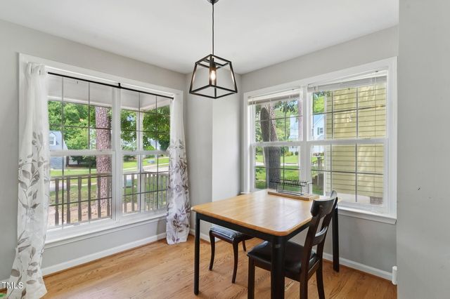 4905 Knightsbridge Way, Raleigh, NC 27604