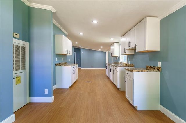 1412 Floyd Circle, Gainesville, GA 30507