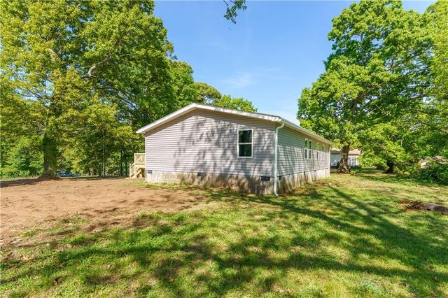 1412 Floyd Circle, Gainesville, GA 30507